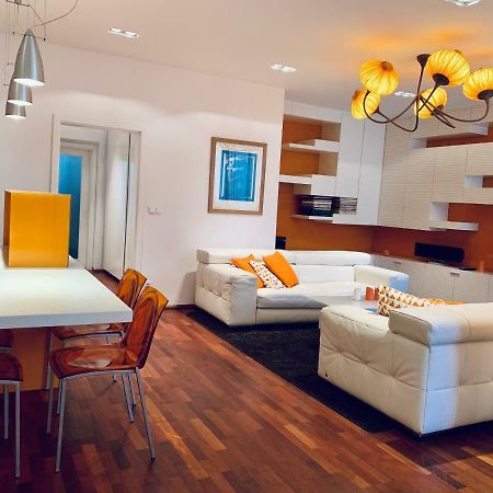 Luxury Apartment In The Center Of ปราก ภายนอก รูปภาพ