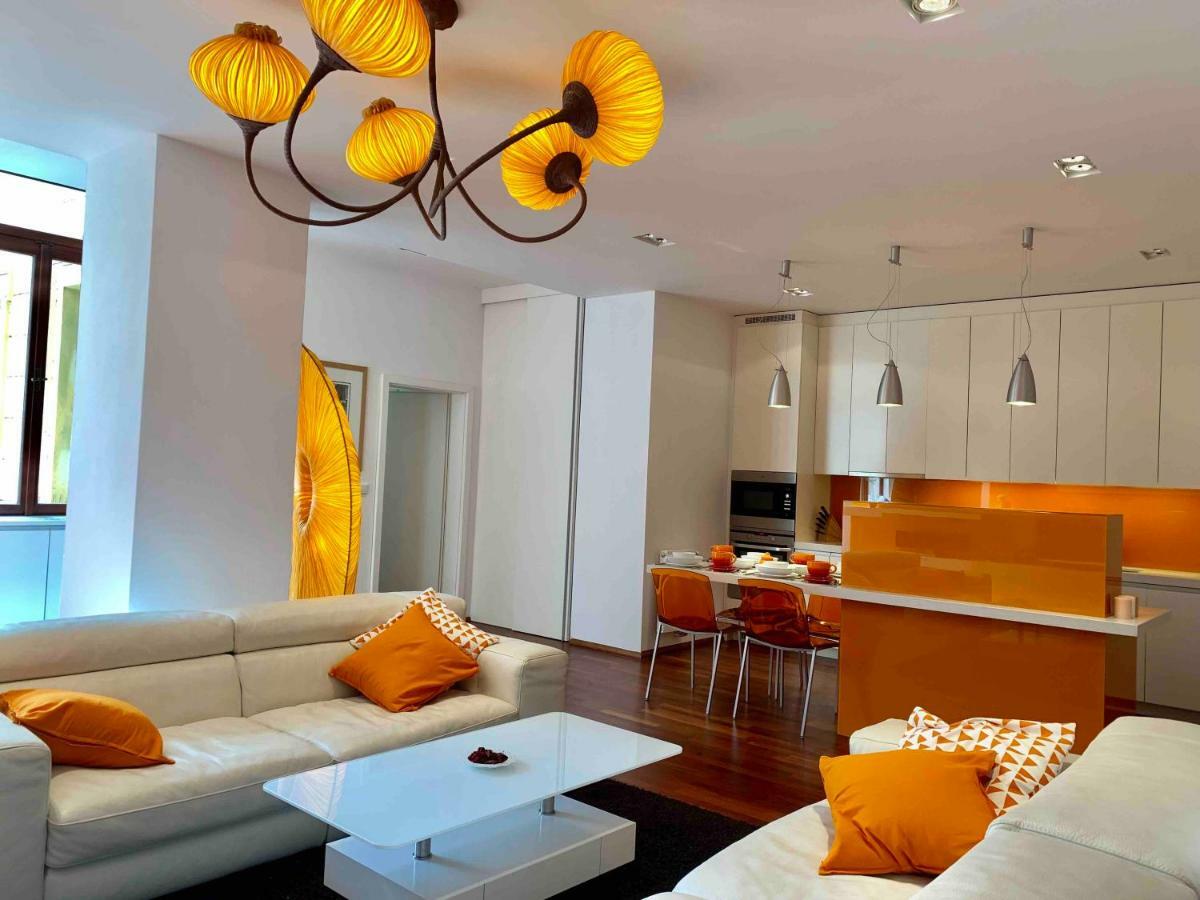 Luxury Apartment In The Center Of ปราก ภายนอก รูปภาพ