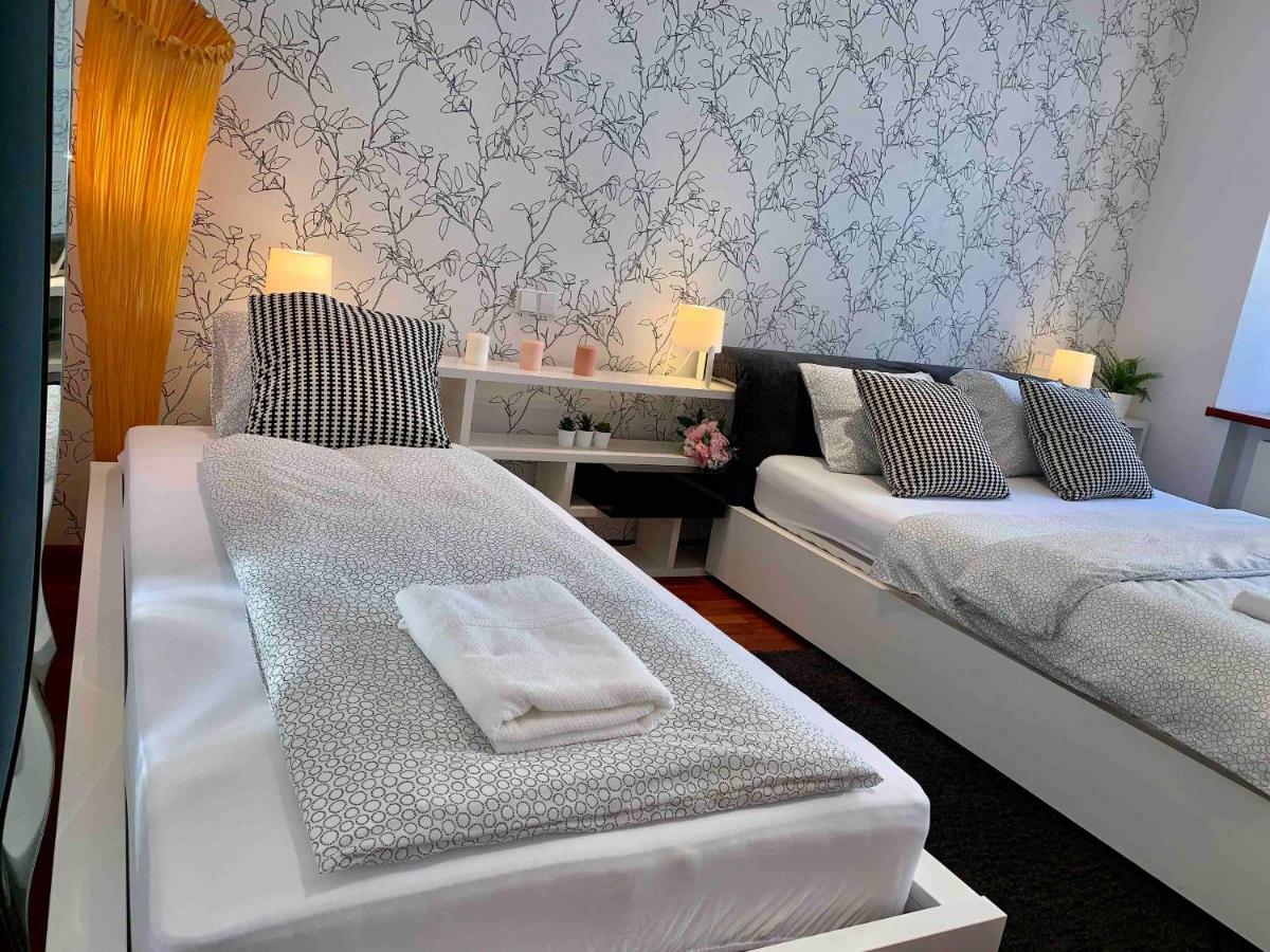 Luxury Apartment In The Center Of ปราก ภายนอก รูปภาพ